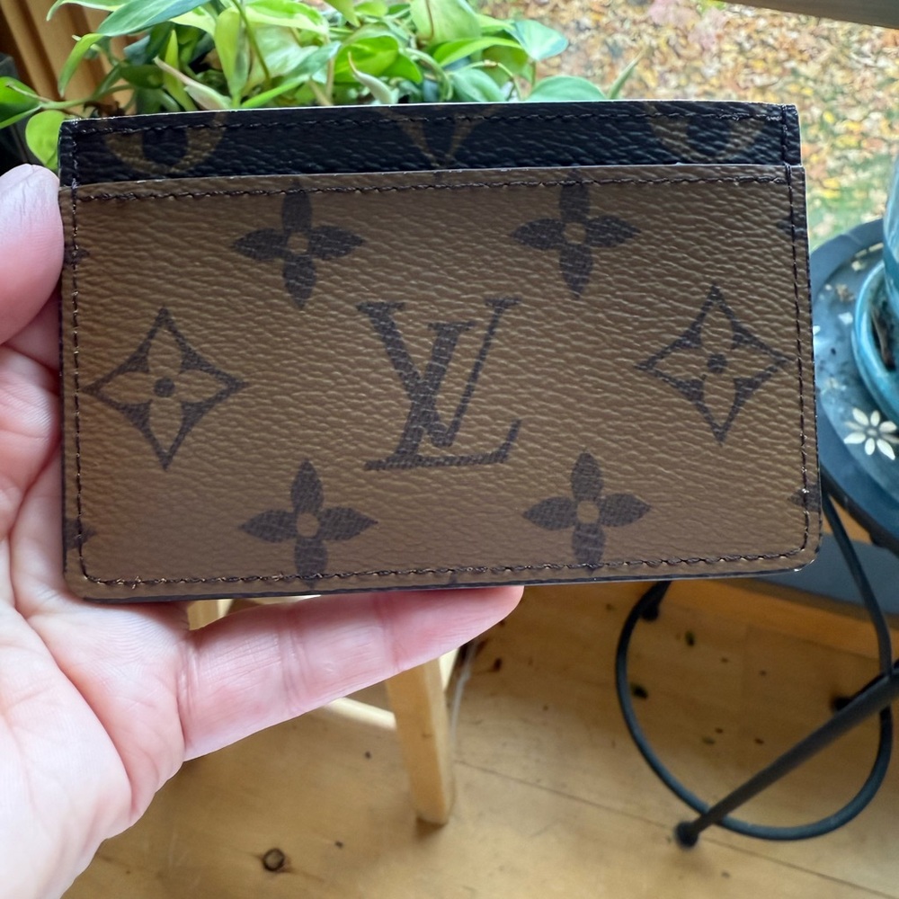 Louis Vuitton Monogram Card Holder - Picture 2 of 5